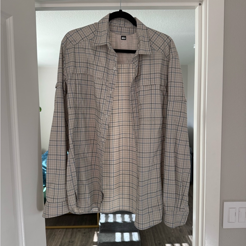 REI Sahara Long Sleeve Hiking Button-Up Shirt